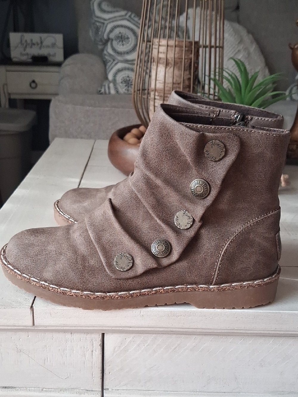 Casual Brown Suede-Look Button Ankle Boots